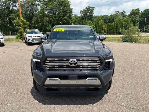 Certified 2025 Toyota Tacoma Limited AWD/4WD image 9