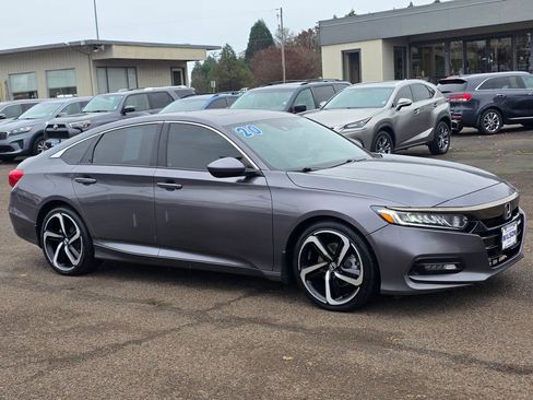 Used 2020 Honda Accord Sport image 2