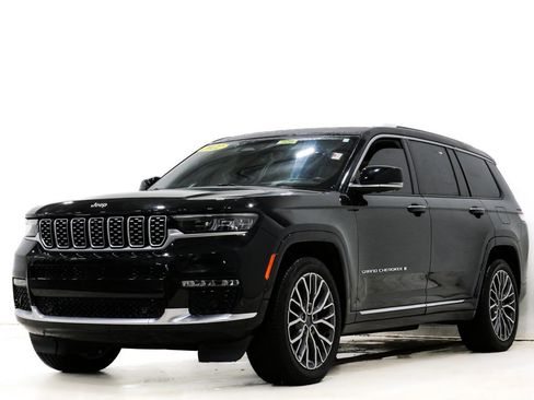 Used 2022 Jeep Grand Cherokee L Summit image 3