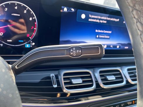 Used 2024 Mercedes-Benz GLS 450 450 w/ AMG Line Exterior image 44