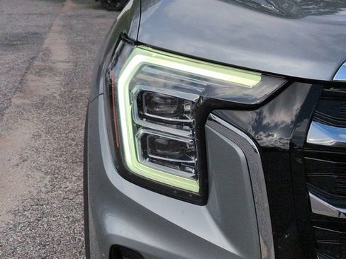 Used 2026 GMC Terrain Elevation FWD image 9