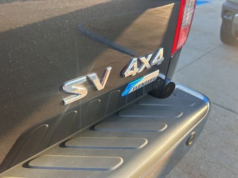 Used 2019 Nissan Frontier SV w/ Value Truck Package image 11