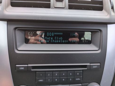 Used 2010 Ford Fusion SEL FWD image 20