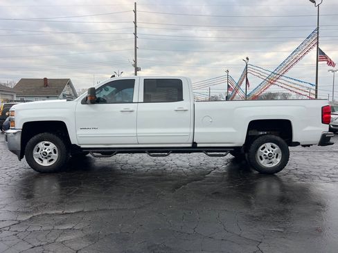 Used 2018 Chevrolet Silverado 2500 LT w/ LT Fleet Convenience Package image 4