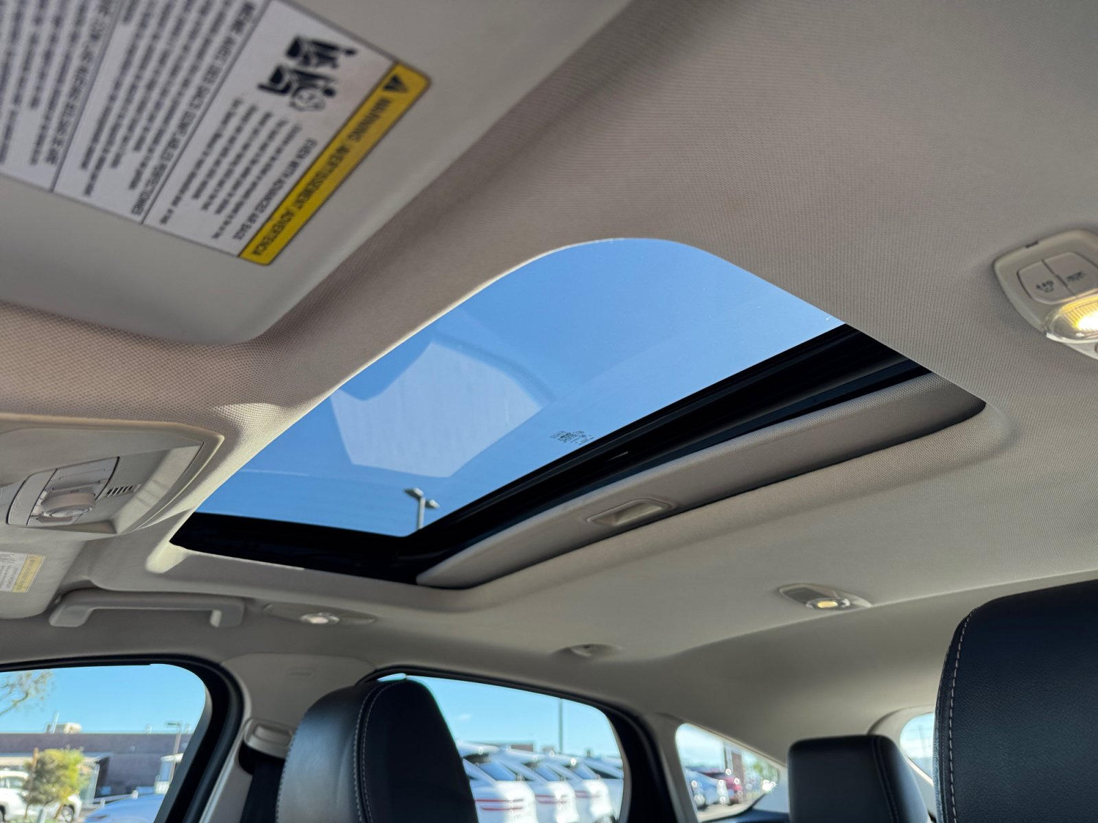 Used 2013 Ford Focus Titanium FWD image 33