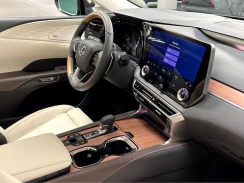 New 2026 Lexus RX 350 AWD image 33
