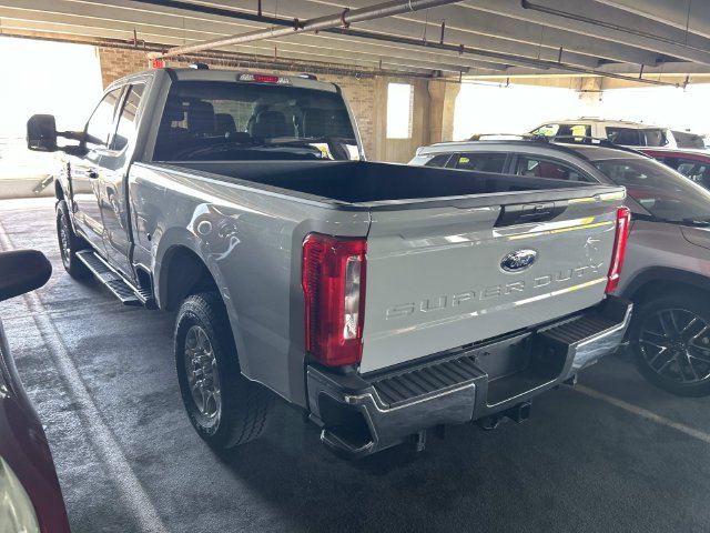 Used 2026 Ford F250 XLT AWD/4WD image 2