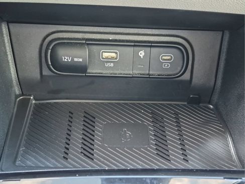Used 2023 Kia Sportage EX FWD image 25