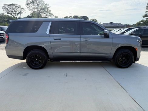 Used 2021 Chevrolet Suburban LS AWD/4WD image 5