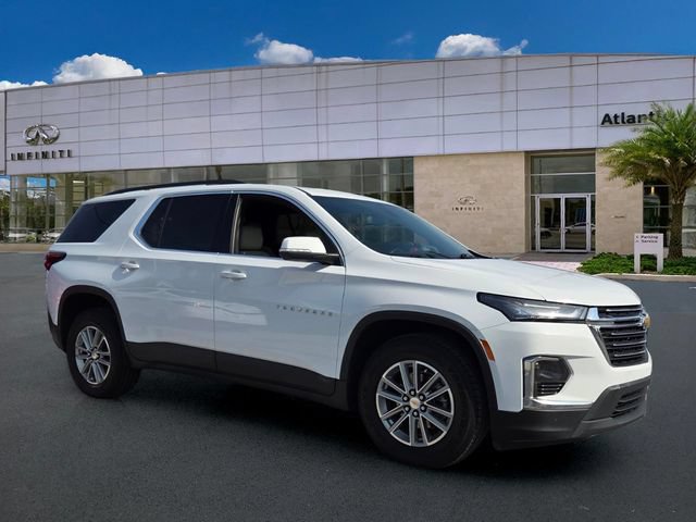 Used 2023 Chevrolet Traverse LT FWD image 2