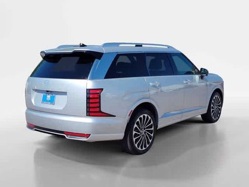 New 2026 Hyundai Palisade Calligraphy FWD image 5
