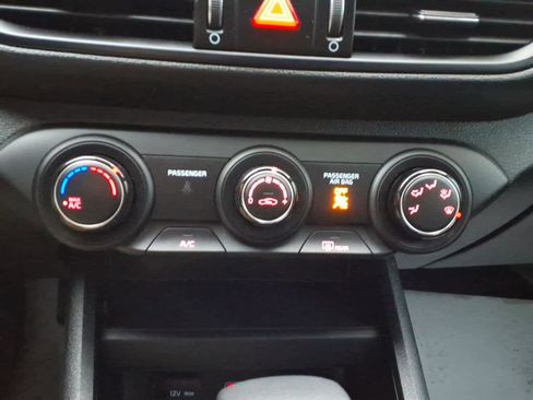 Used 2023 Kia Forte LXS image 20