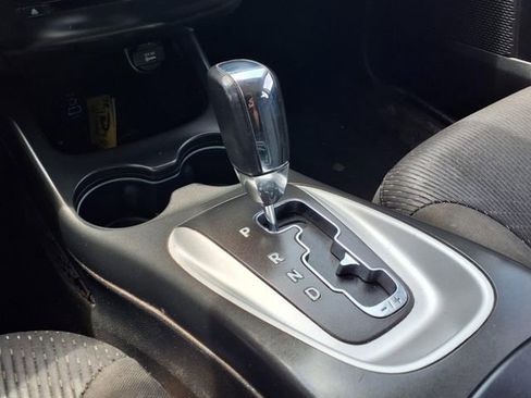 Used 2018 Dodge Journey SE w/ Popular Equipment Group image 15