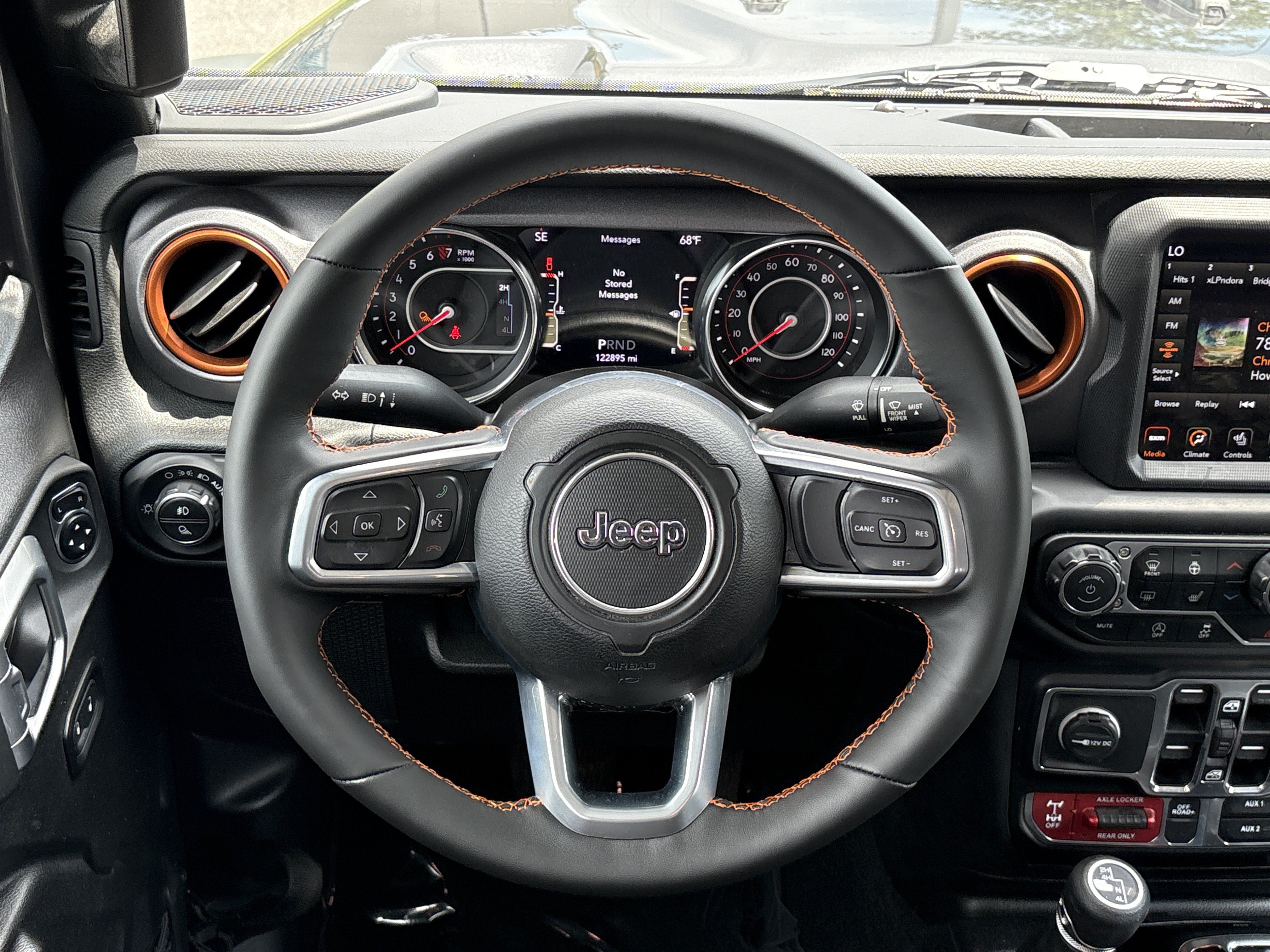 Used 2020 Jeep Gladiator Mojave AWD/4WD image 21