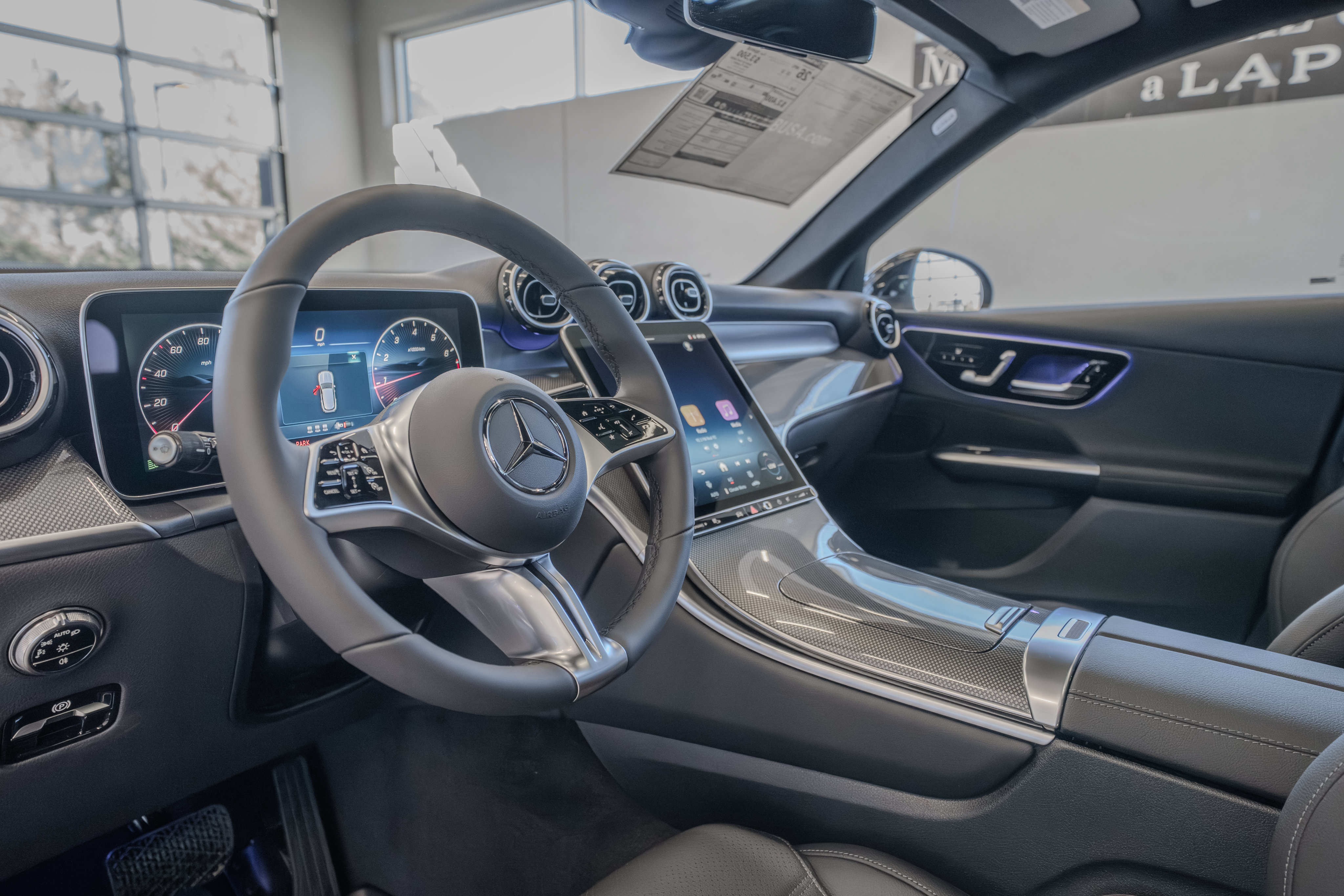 Used 2026 Mercedes-Benz GLC 300 4MATIC image 7