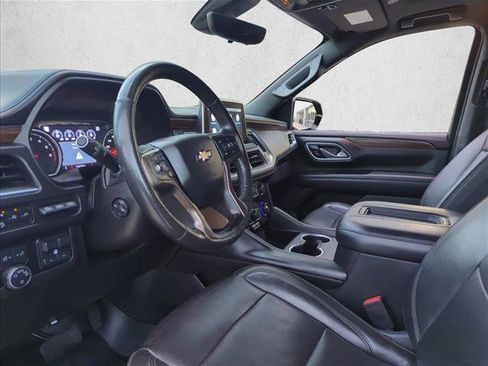 Used 2021 Chevrolet Tahoe High Country w/ Premium Package image 5