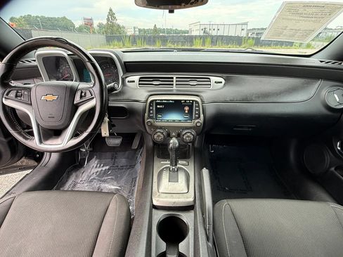 Used 2014 Chevrolet Camaro LT RWD image 3