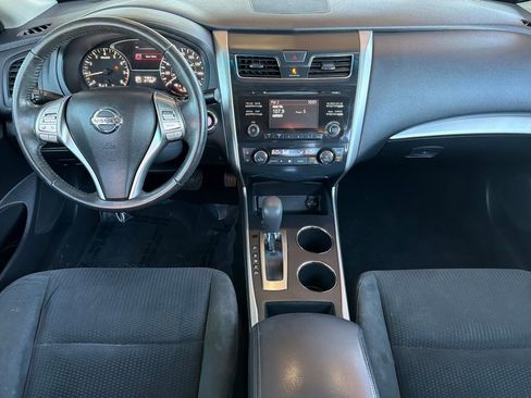 Used 2015 Nissan Altima 2.5 SV FWD image 15