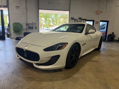 Used 2016 Maserati GranTurismo MC RWD image 6