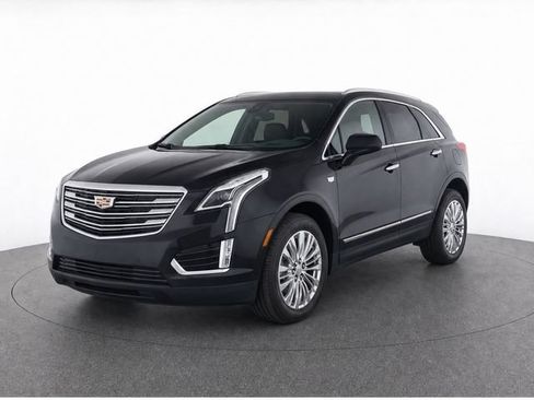 Used 2018 Cadillac XT5 Premium Luxury FWD image 8