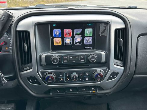 Used 2018 GMC Sierra 1500 SLT w/ SLT Premium Package image 25