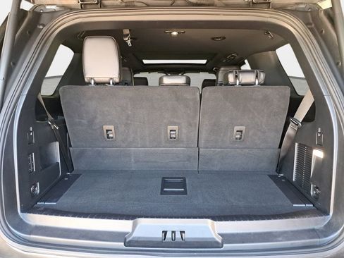 Used 2019 Ford Expedition Limited w/ Equipment Group 302A AWD/4WD image 14