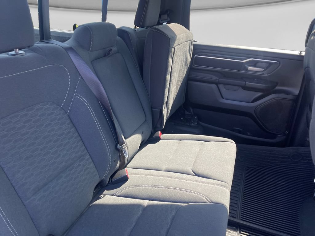 Used 2025 RAM 1500 Big Horn AWD/4WD image 30