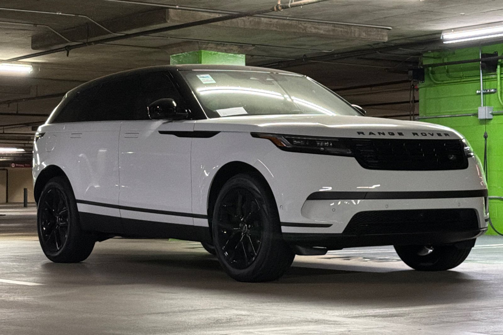 New 2026 Land Rover Range Rover Velar S AWD/4WD image 7
