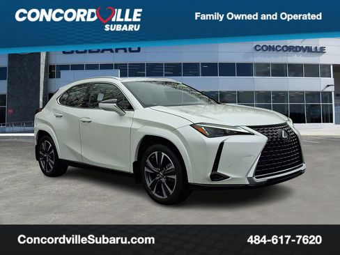 Used 2023 Lexus UX 250h AWD w/ Premium Package image 1