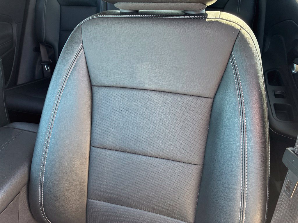 Used 2024 GMC Terrain SLT w/ Tech Package AWD/4WD image 7