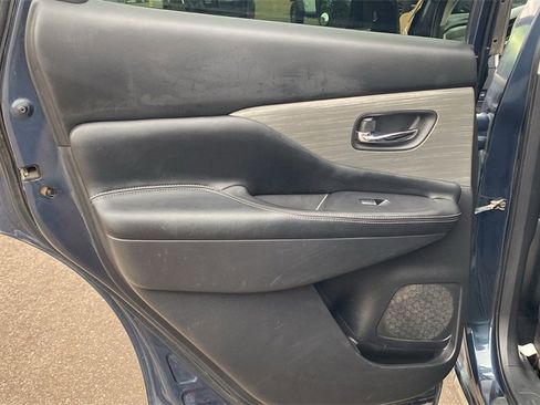 Used 2018 Nissan Murano Platinum w/ Cargo Package image 12
