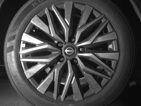 Used 2025 Nissan Altima 2.5 SV image 15