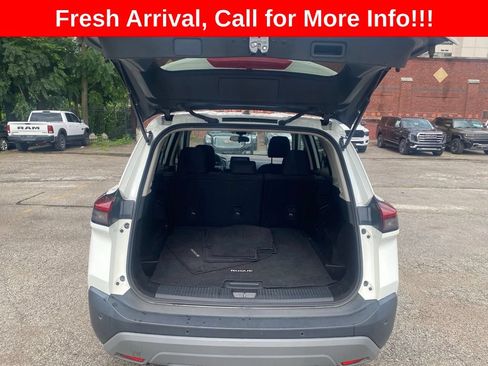 Used 2023 Nissan Rogue S FWD image 19