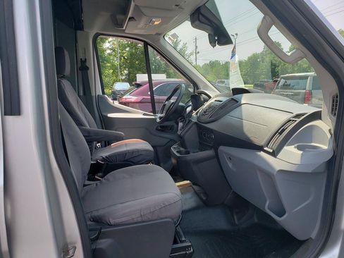 Used 2018 Ford Transit 250 130 Medium Roof w/ Interior Upgrade Package RWD image 12