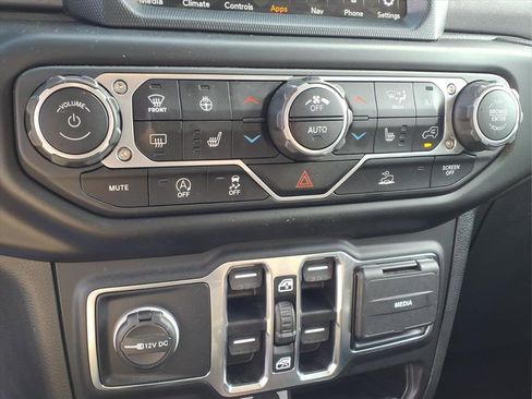 Used 2021 Jeep Gladiator Mojave image 25