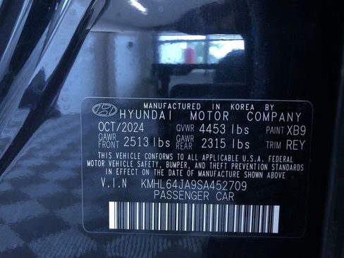 Used 2025 Hyundai Sonata SEL FWD image 32