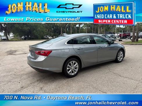 Used 2025 Chevrolet Malibu LT FWD image 14