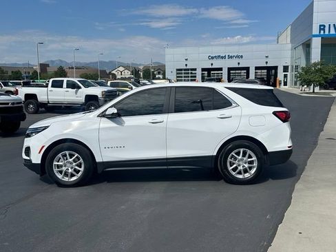 Certified 2024 Chevrolet Equinox LT FWD image 2