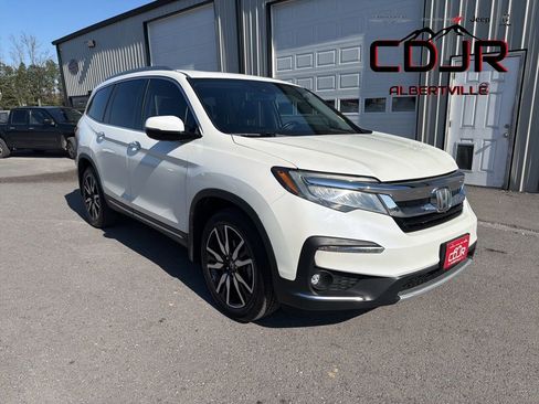 Used 2019 Honda Pilot Touring image 1
