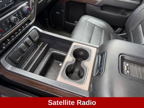 Used 2018 GMC Sierra 1500 Denali w/ Denali Ultimate Package AWD/4WD image 17