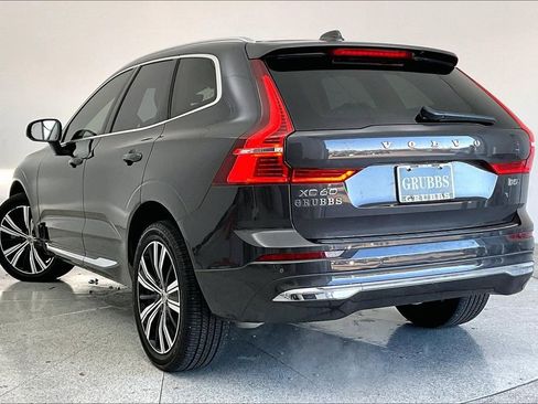 Used 2023 Volvo XC60 B5 Ultimate w/ Climate Package image 16