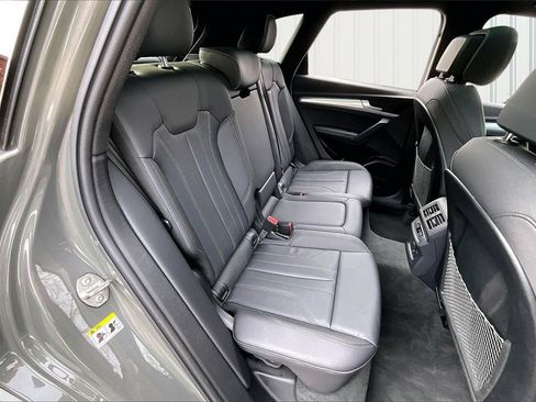 Used 2025 Audi Q5 2.0T Premium Plus w/ Premium Plus Package image 25