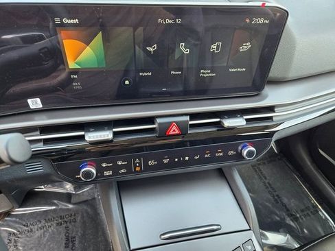 New 2026 Kia Sportage AWD Hybrid image 9