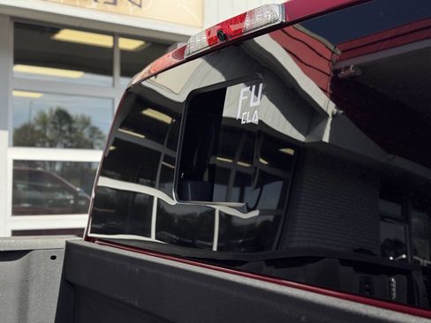 Used 2024 Ford F250 Platinum image 14