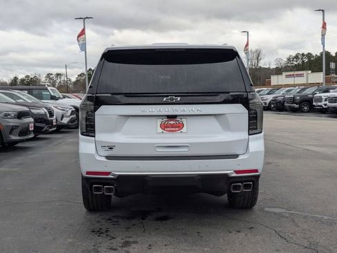 New 2026 Chevrolet Suburban High Country image 4