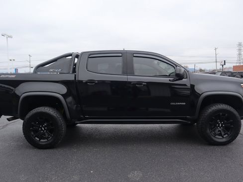 Used 2018 Chevrolet Colorado ZR2 w/ ZR2 Midnight Special Edition image 6