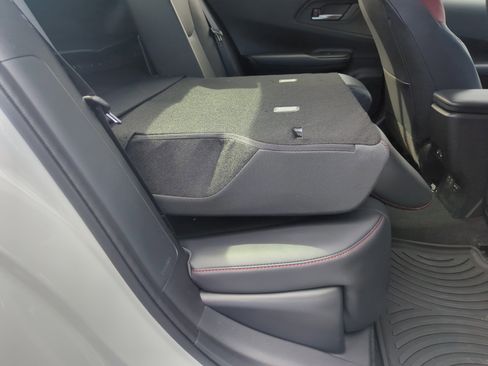 Used 2025 Toyota Prius Plug-In Hybrid w/ Limited Premium Package FWD image 23