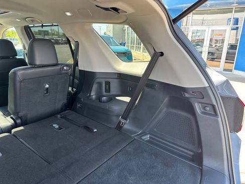 Used 2025 Honda Pilot Touring image 35