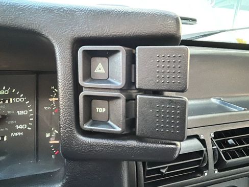 Used 1993 Ford Mustang LX RWD image 27