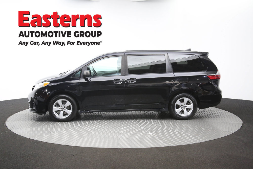 Used 2020 Toyota Sienna L FWD image 60
